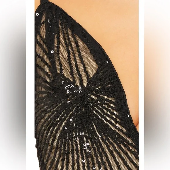 Lucinda Cut Out Bodysuit in Midnight superdown Sz M